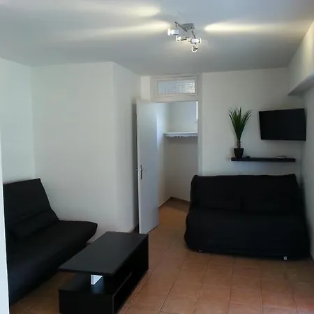 Ideal : Au Centre De Juan Les Pins *